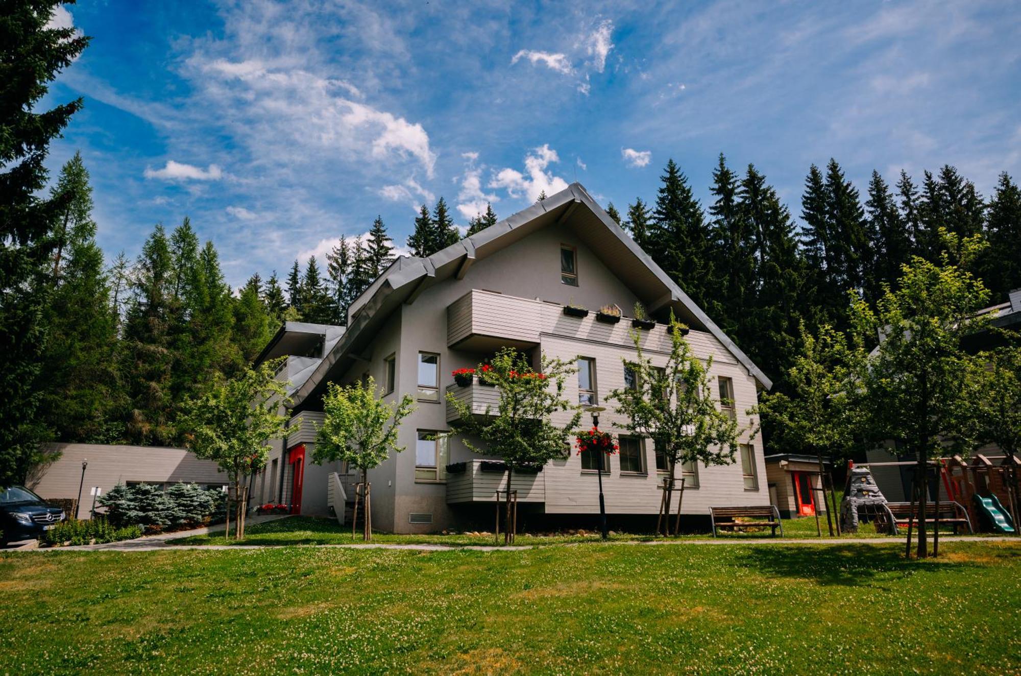 Spirit Harrachov Superior Wellness Apartments - Free Wellness, Wifi, Parking, Harrachov Card Buitenkant foto